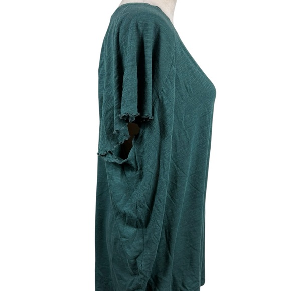 Torrid classic T-shirt Short Sleeve in green size 3-3X/22-24 - Picture 6 of 7